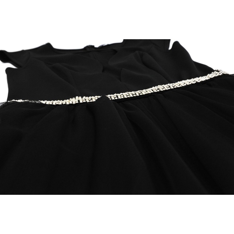Sukienka z seksownym dekoltem i tiulem (czarna)