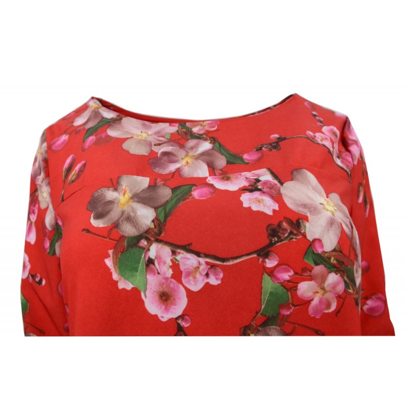Sukienka trapezowa z kieszeniami wzorzysta (różowe kwiaty czerwień)